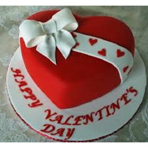Valentines Beautiful Heart Cake Delivery In Delhi And Noida